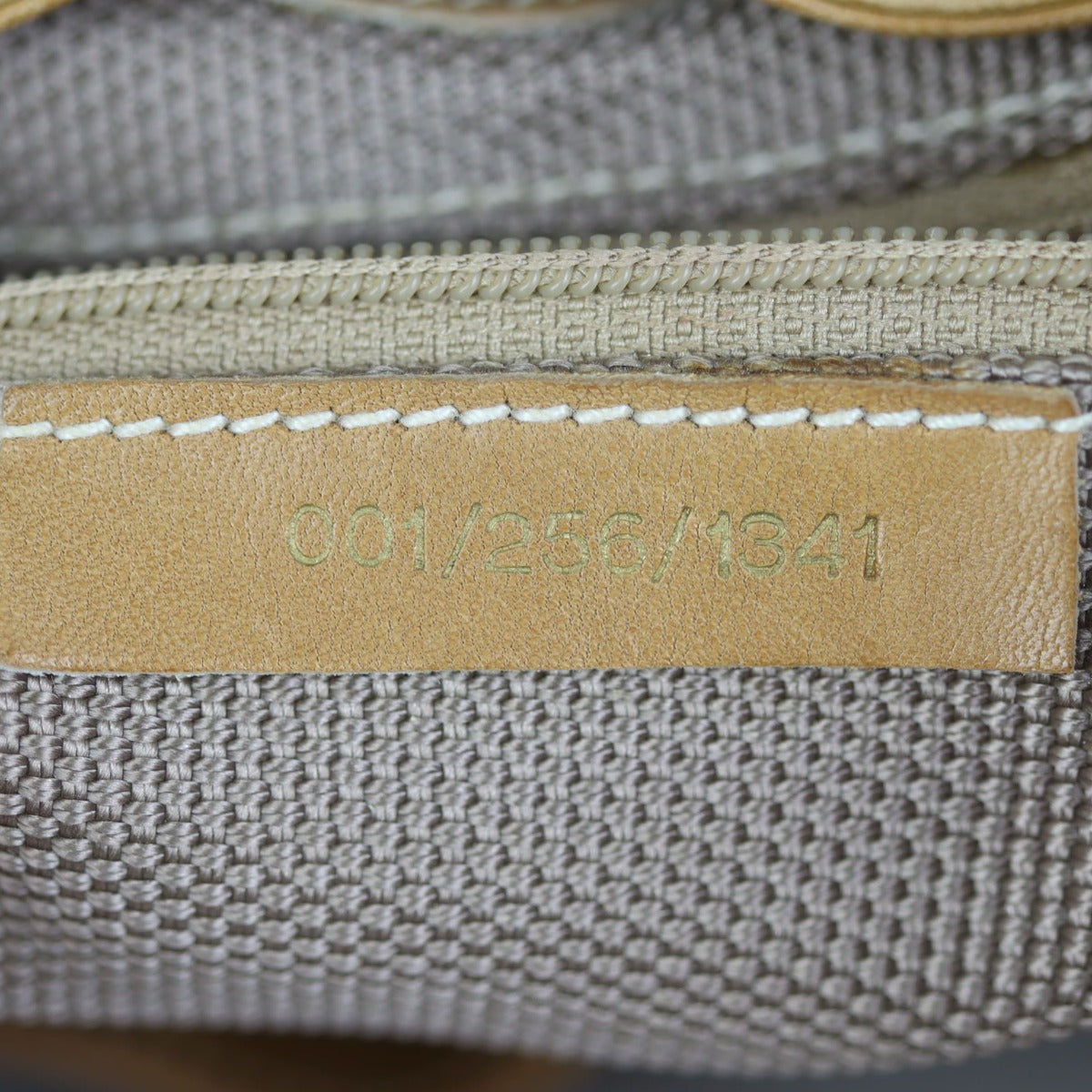 Gucci Micro GG Drawstring Bucket Bag Date code
