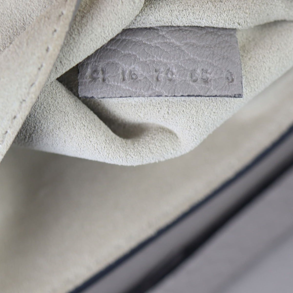 Chloe Drew Small Date code
