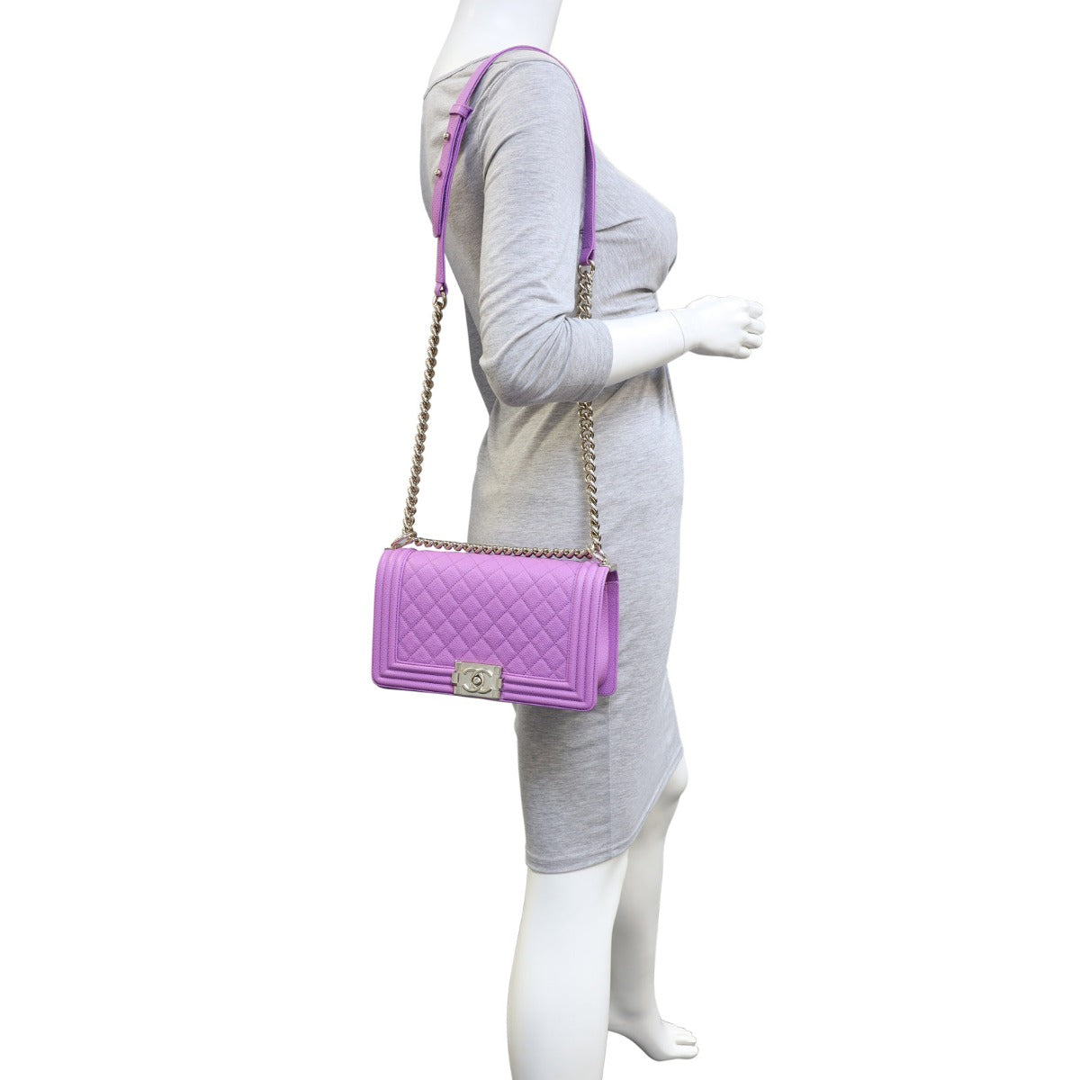 Chanel Boy Old Medium Mannequin