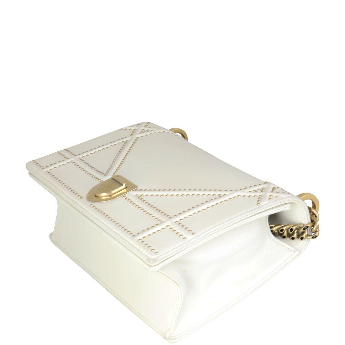 Dior Diorama Studded Medium Corner Distance