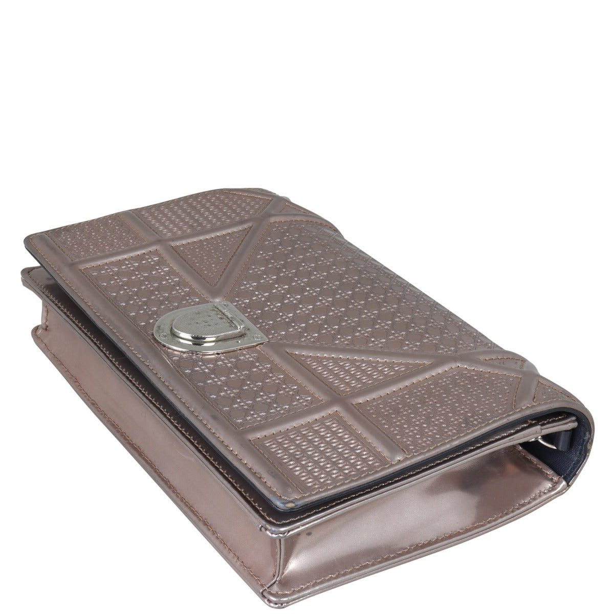 Dior Diorama Wallet on Chain Micro-cannage Corner Distance