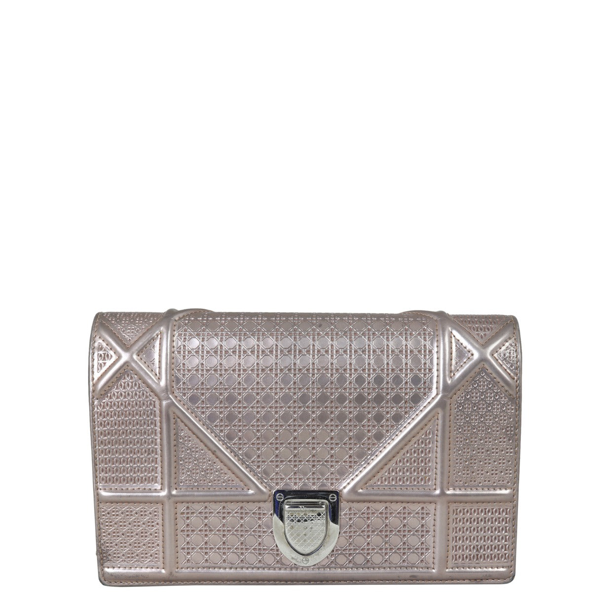 Dior Diorama Wallet on Chain Micro-cannage Front