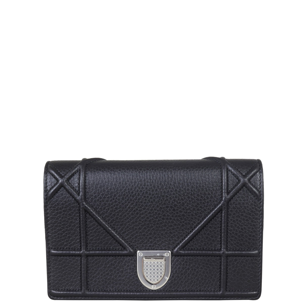 Dior Diorama Wallet on Chain Front