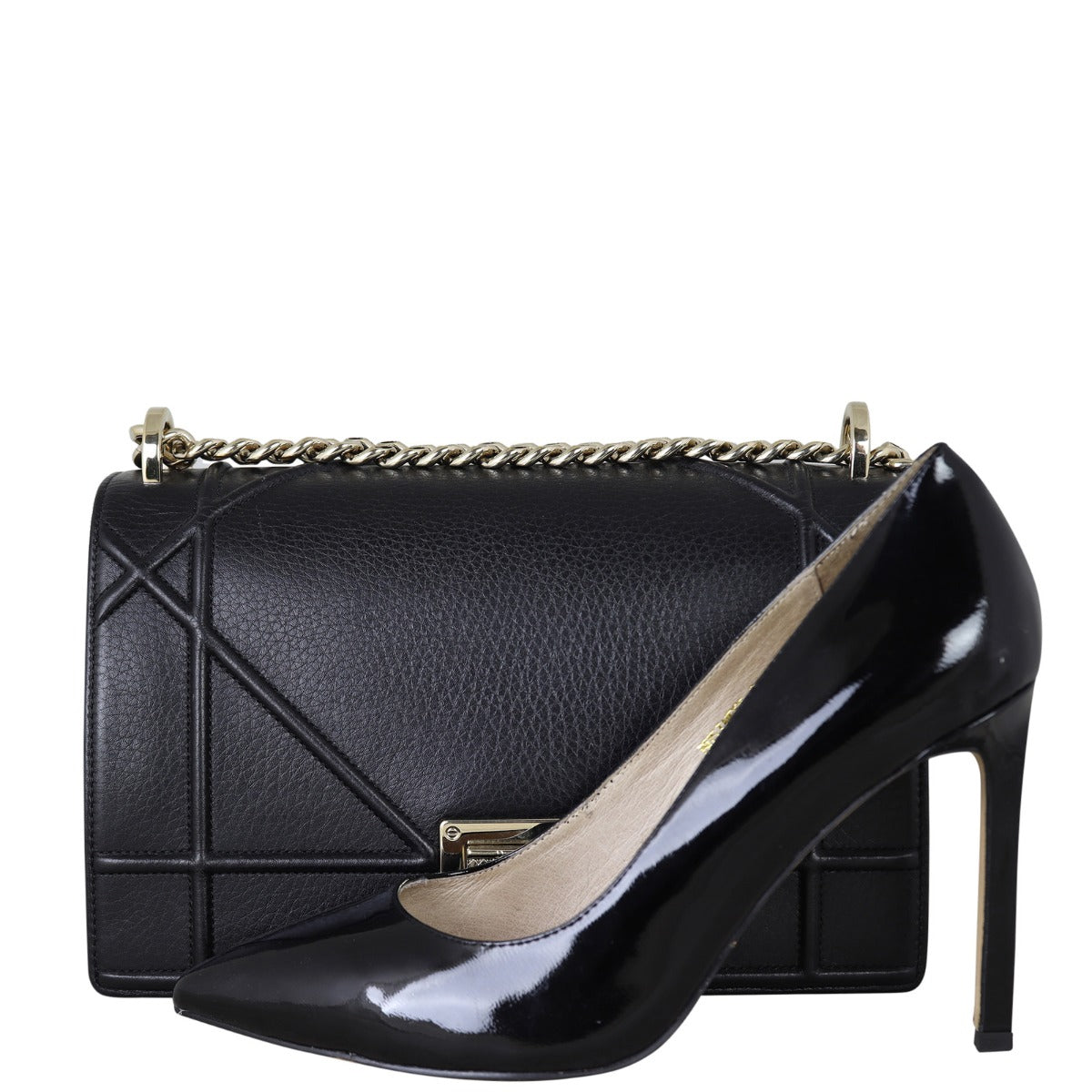 Dior Diorama Medium Shoe