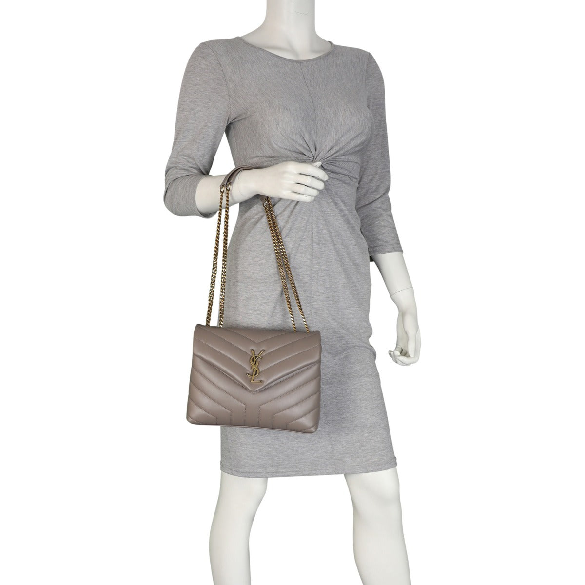 Saint Laurent Loulou Medium Mannequin