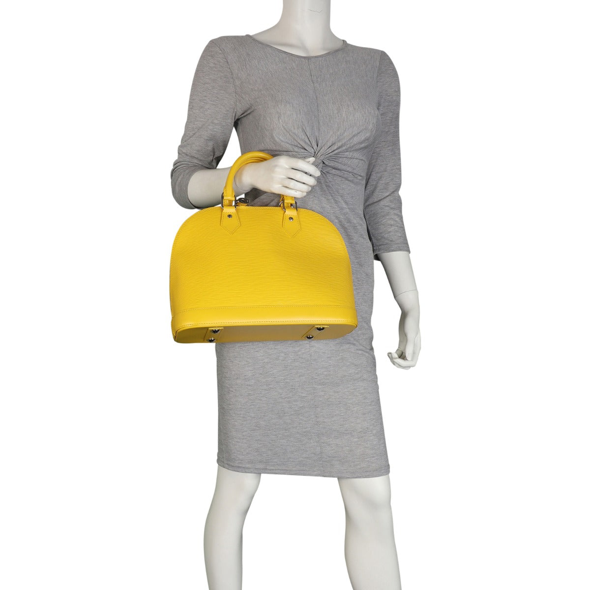 Louis Vuitton Alma PM Epi mannequin