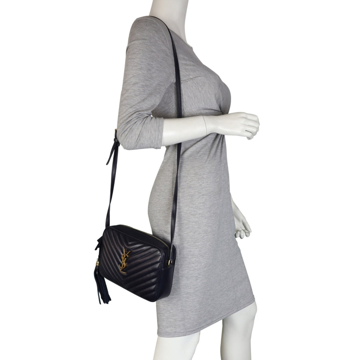 Saint Laurent Lou Camera Bag Mannequiin