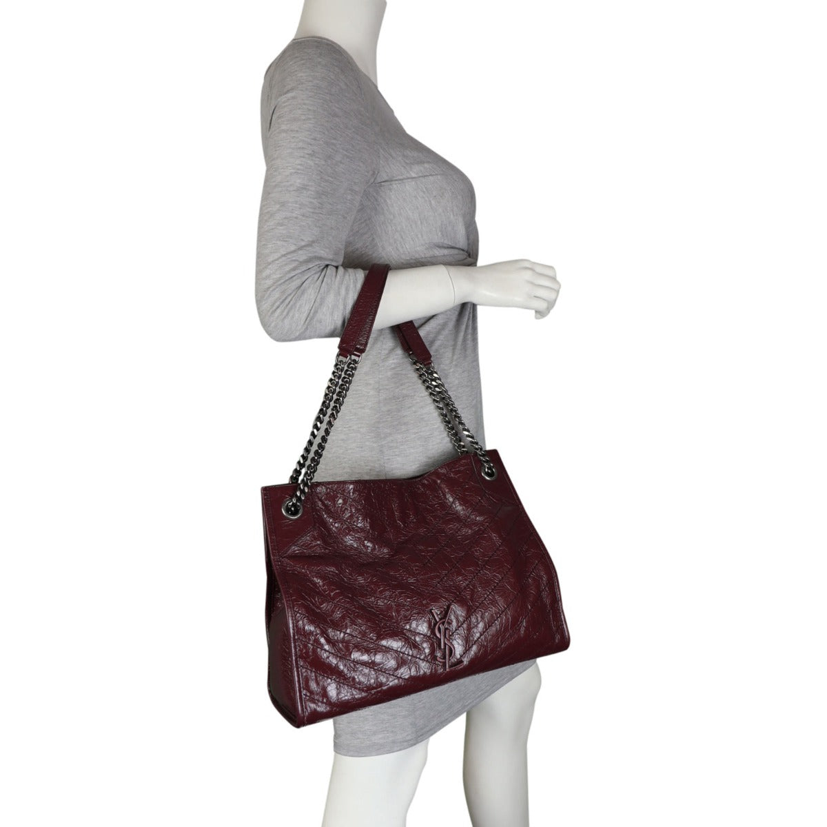 Saint Laurent Niki Tote Bag Medium Mannequin