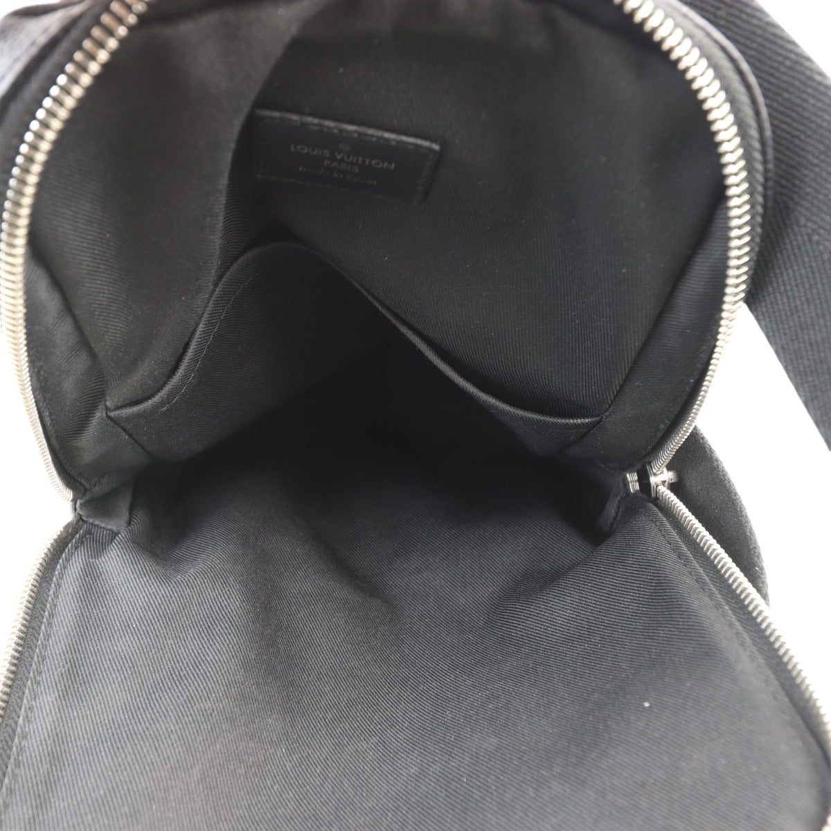 Louis Vuitton Avenue Sling Bag Damier Graphite