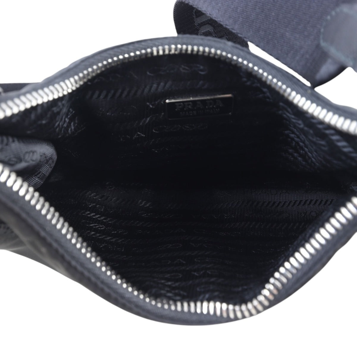 Prada Re-Edition 2005 Tessuto Shoulder Bag Sequin Polka Dots