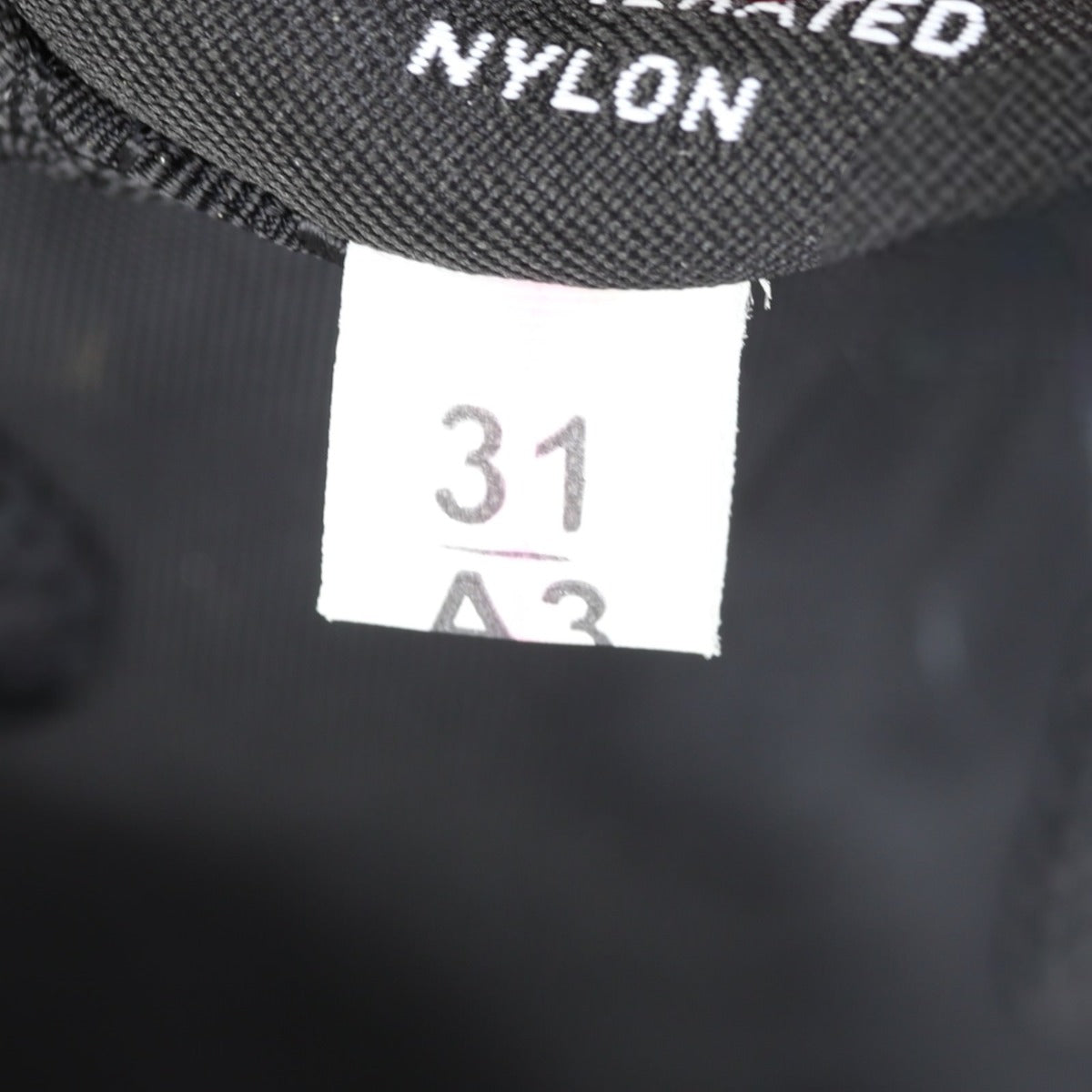 Prada Re-Edition 2005 Tessuto Shoulder Bag Sequin Polka Dots