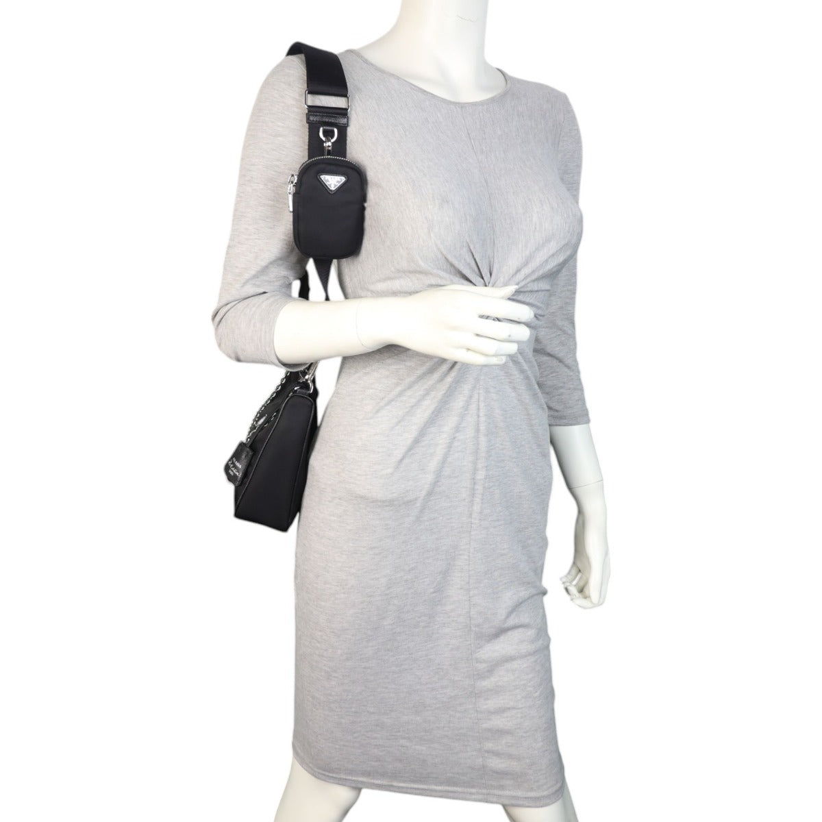 Prada Re-Edition 2005 Tessuto Shoulder Bag