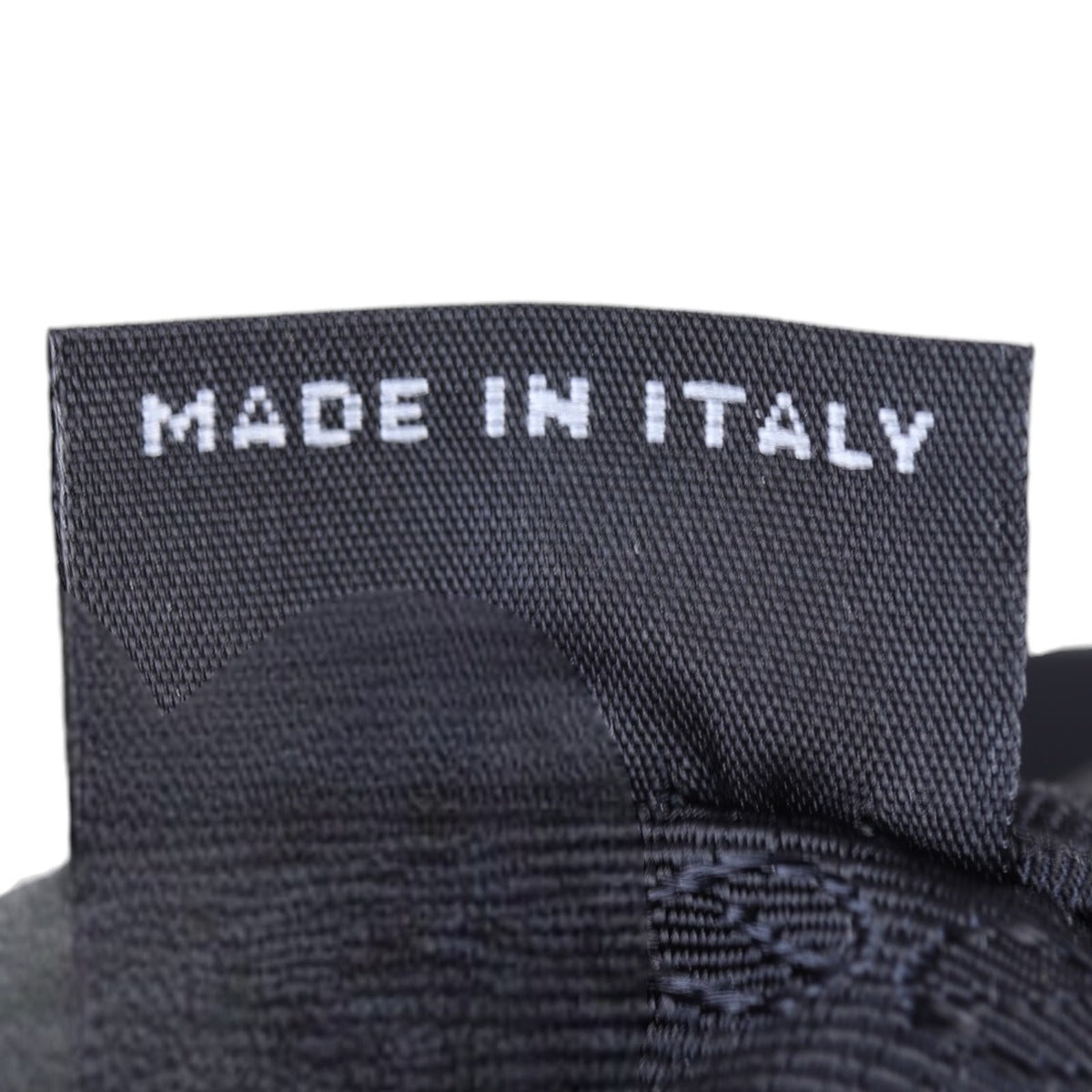 Prada Re-Edition 2005 Tessuto Shoulder Bag