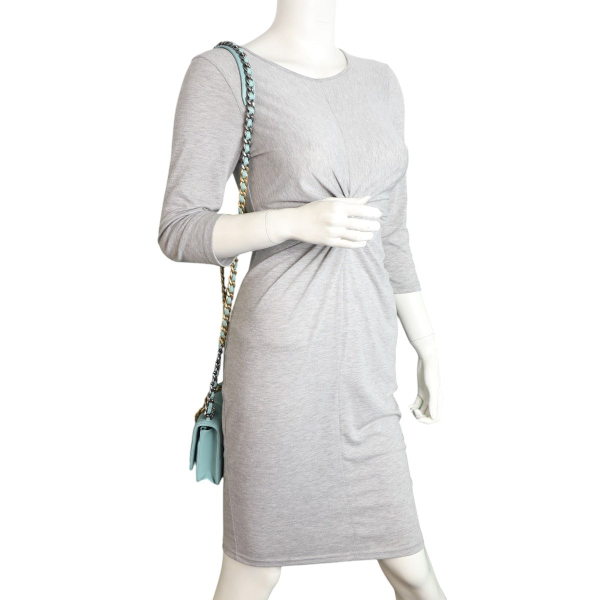 Chanel 19 Wallet On Chain