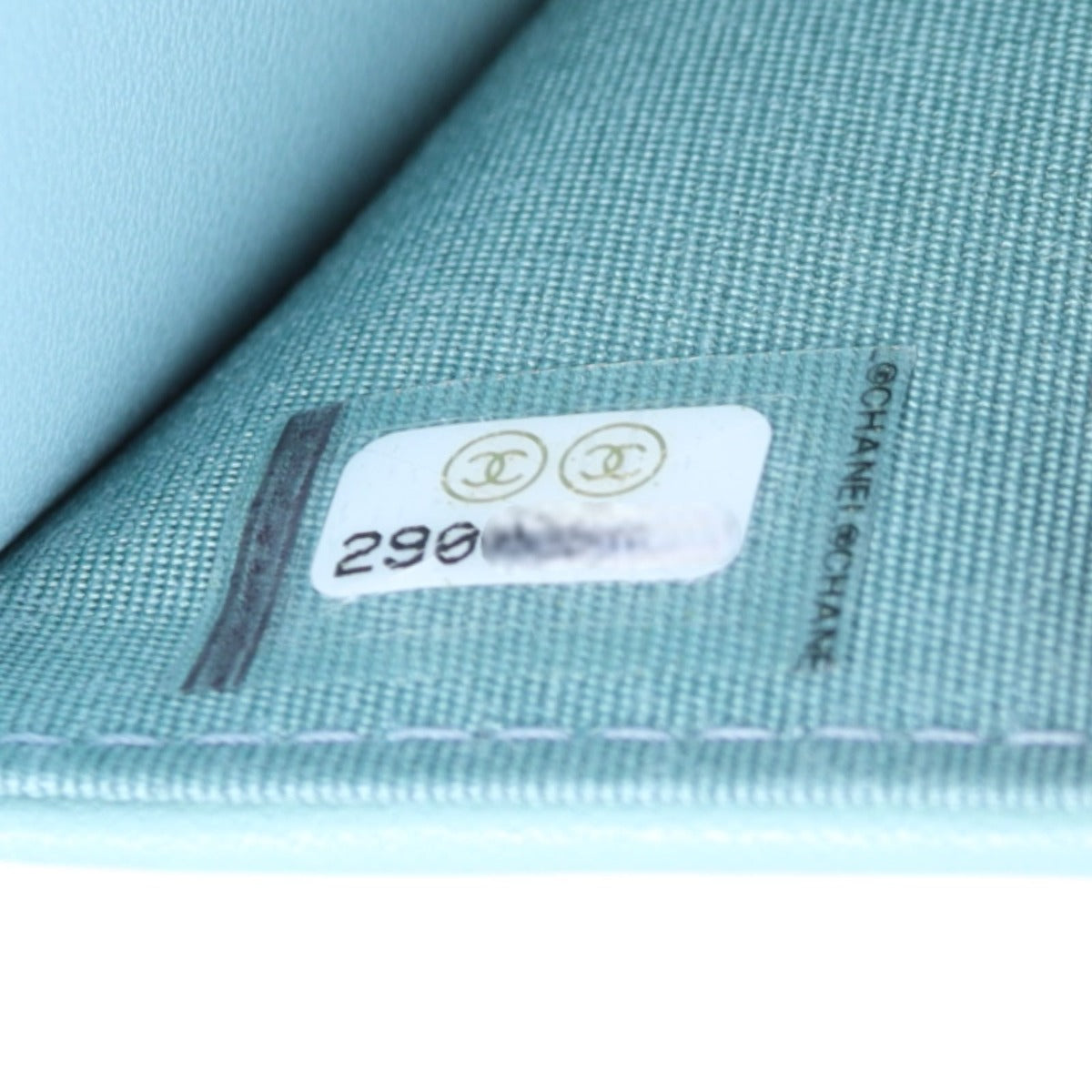 Chanel 19 Wallet On Chain