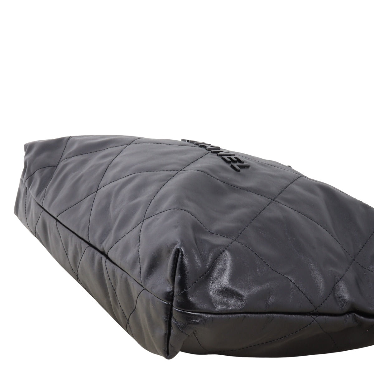 Chanel 22 Hobo Medium