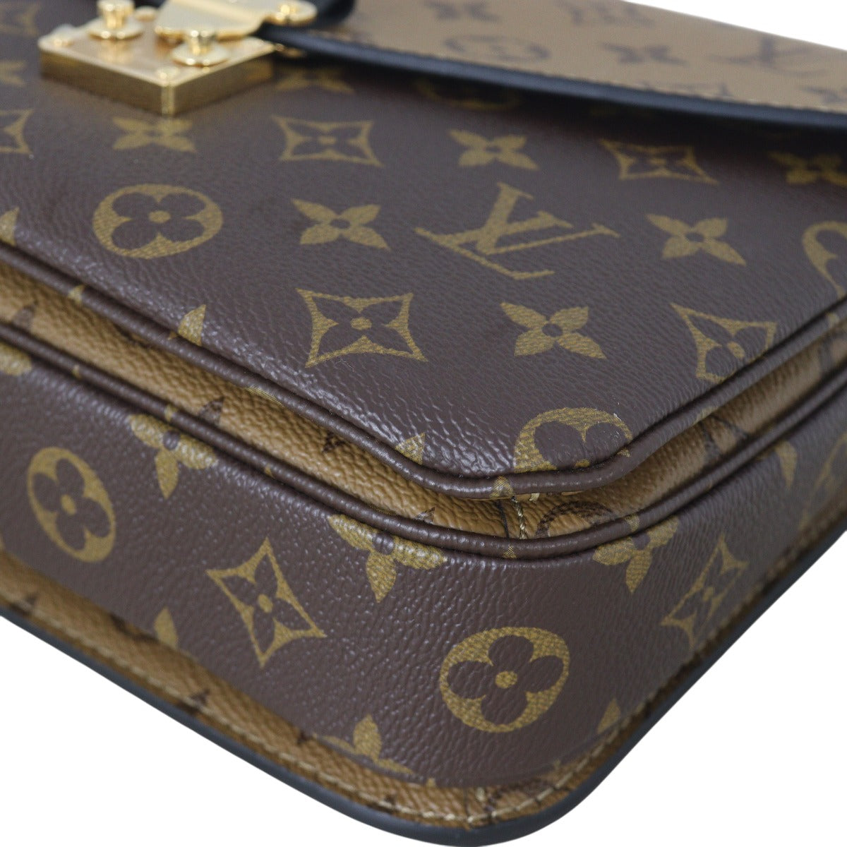 Louis Vuitton Pochette Metis Monogram Reverse