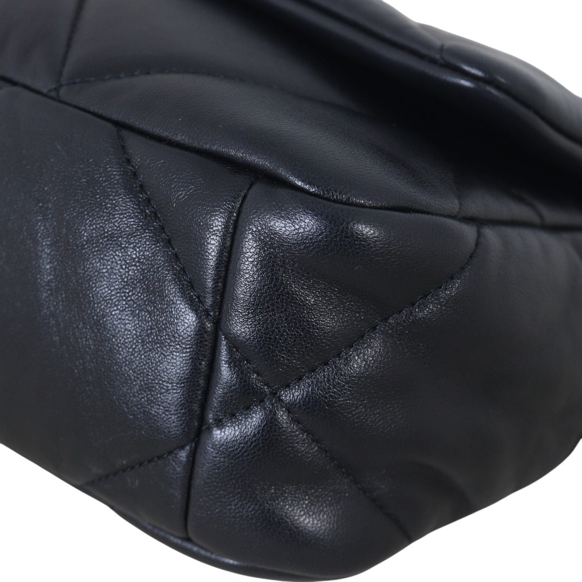 Chanel 19 Flap Bag Medium