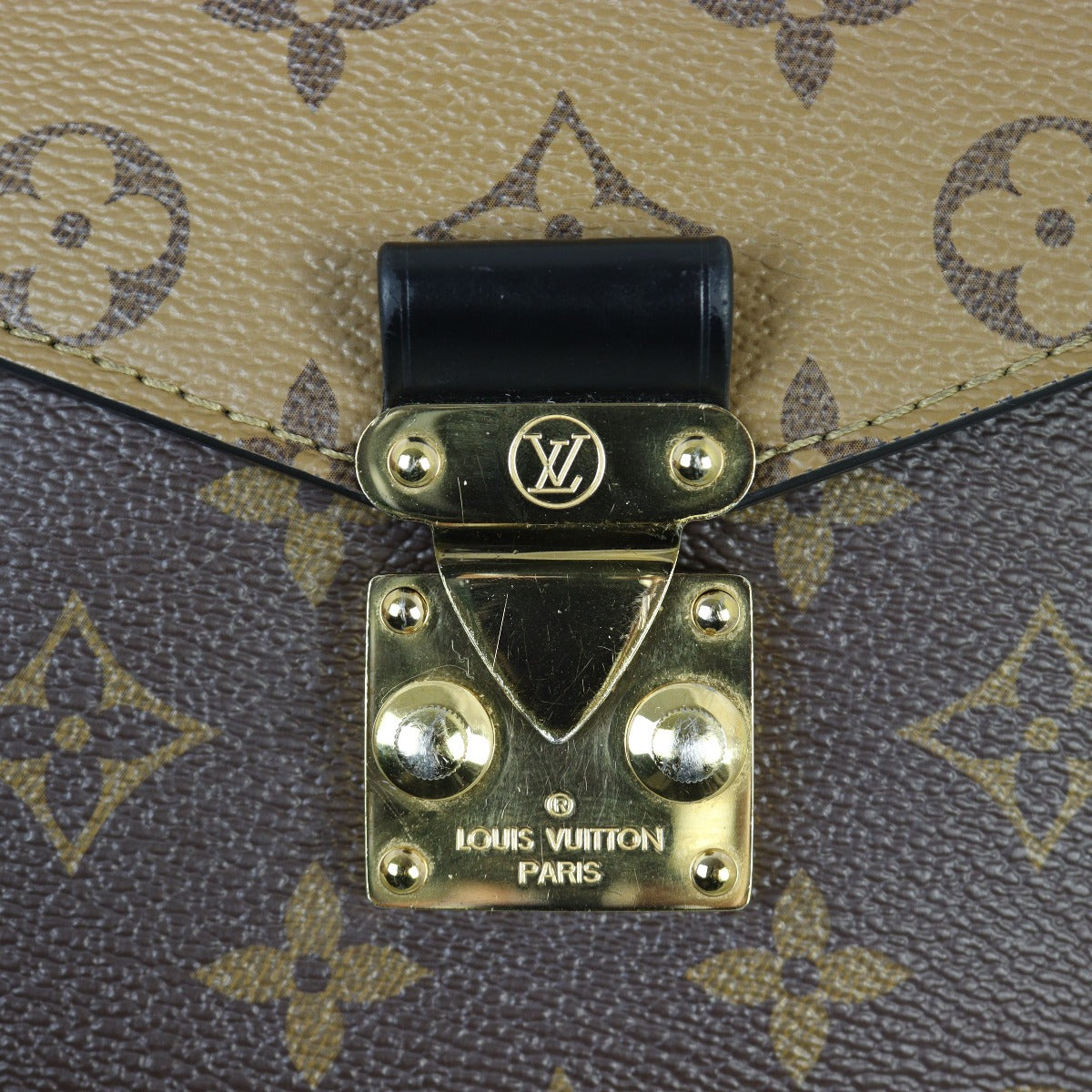 Louis Vuitton Pochette Metis Monogram Reverse