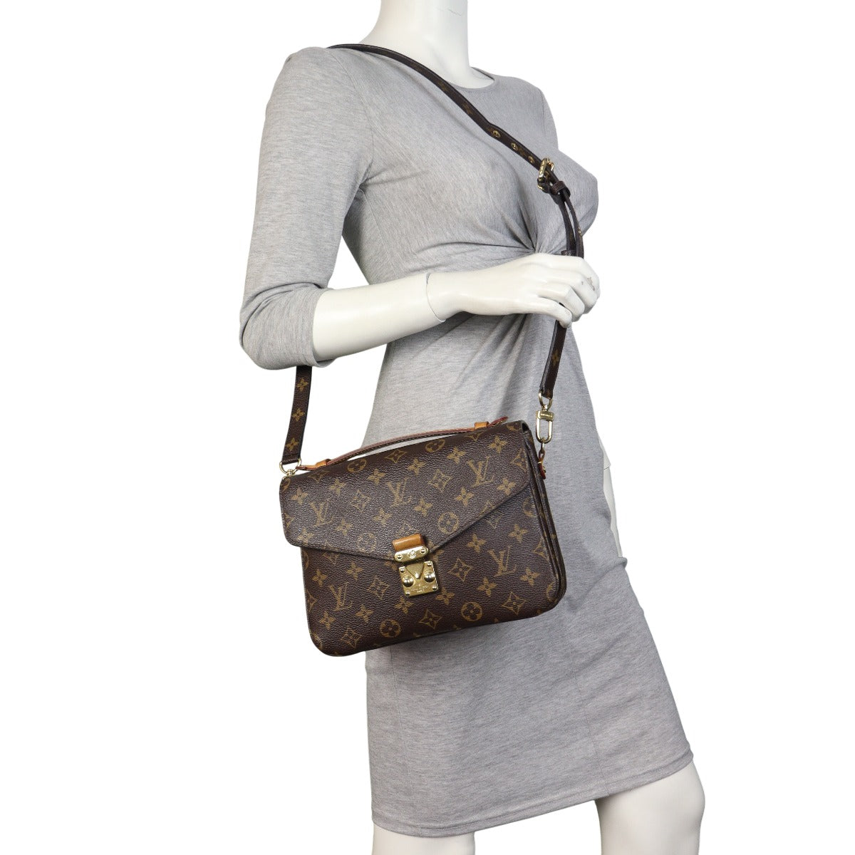 Louis Vuitton Pochette Metis Monogram