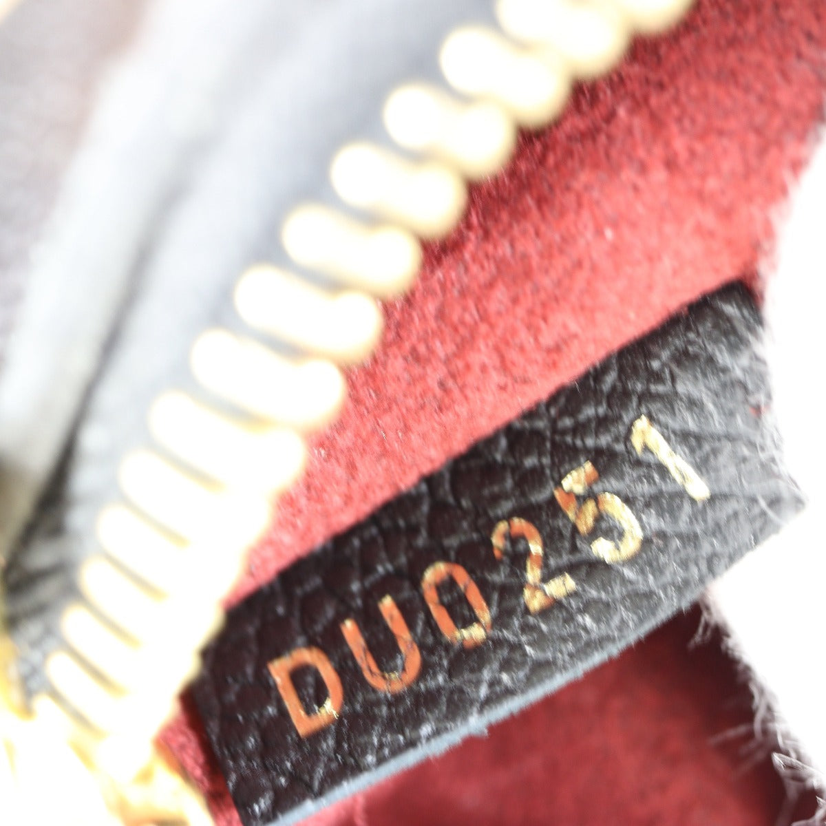 Louis Vuitton Pochette Metis Monogram Empreinte Giant Bicolour