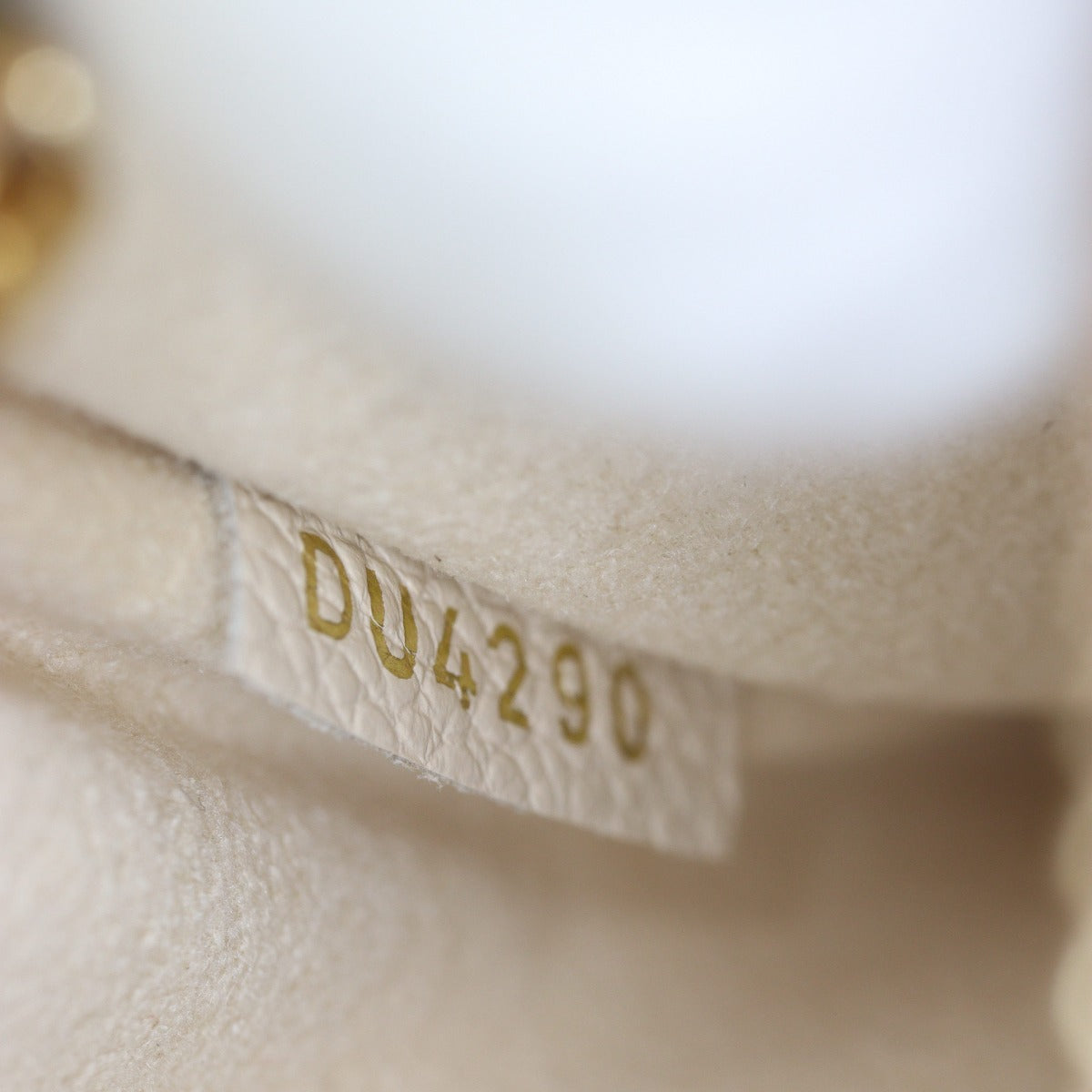 Louis Vuitton Pochette Metis Monogram Empreinte Bicolour