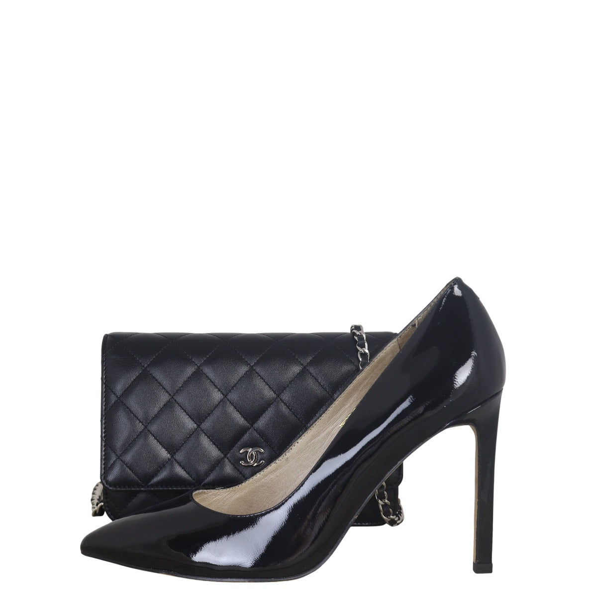 Chanel Classic Wallet on Chain