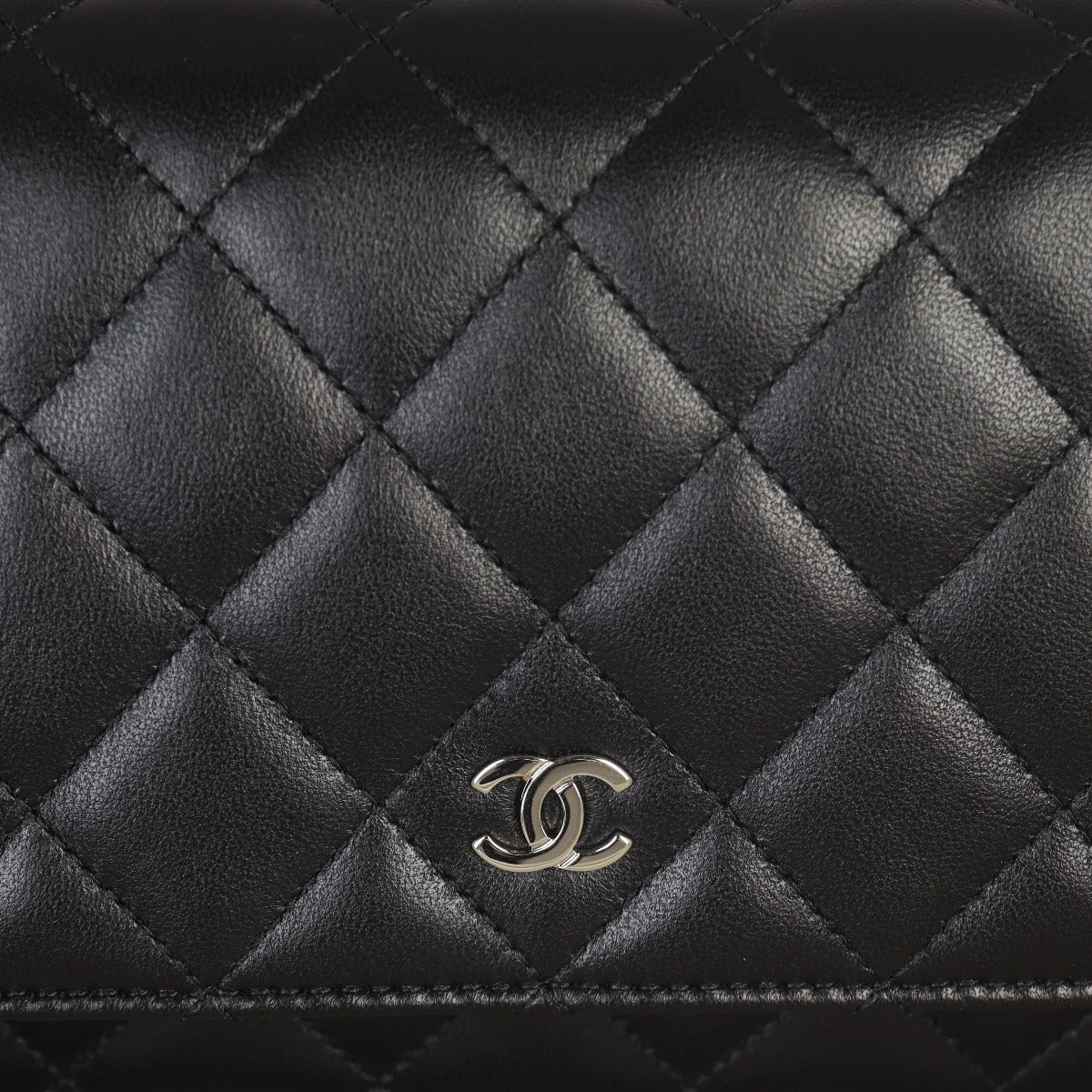 Chanel Classic Wallet on Chain