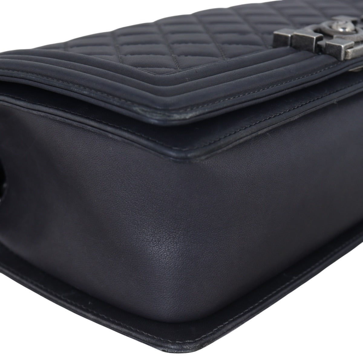 Chanel Boy Old Medium