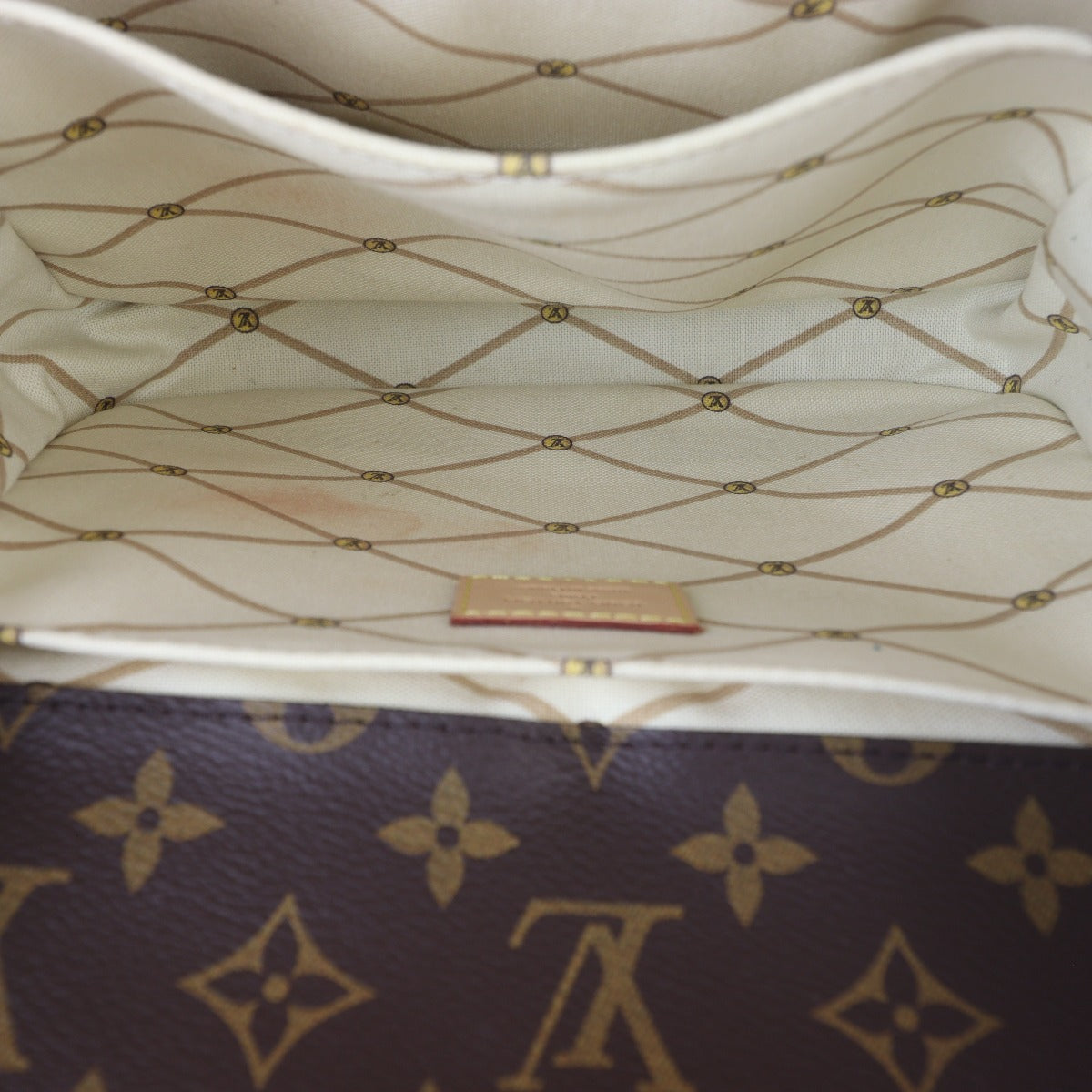 Louis Vuitton Pochette Metis Monogram Summer Trunks