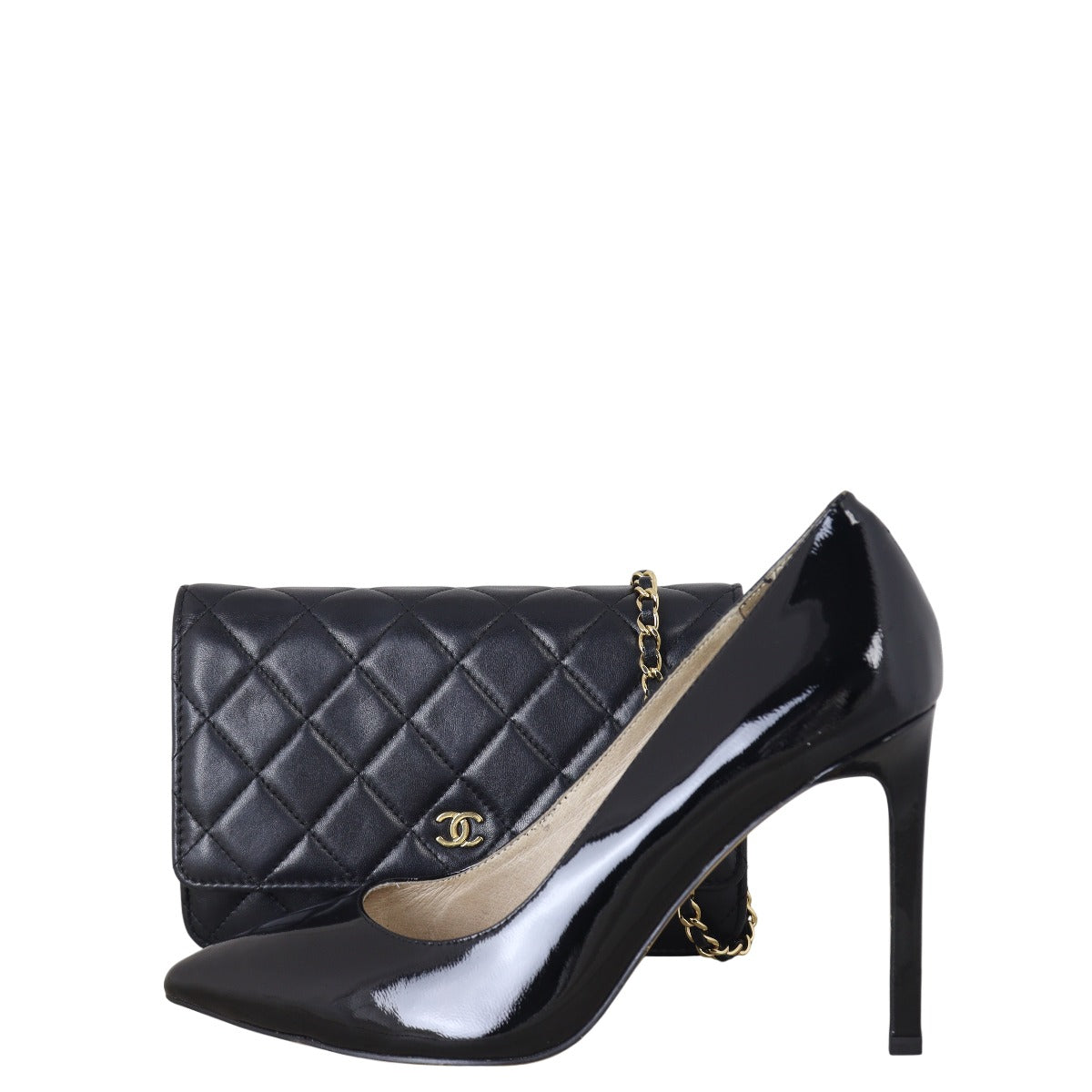 Chanel Classic Wallet on Chain