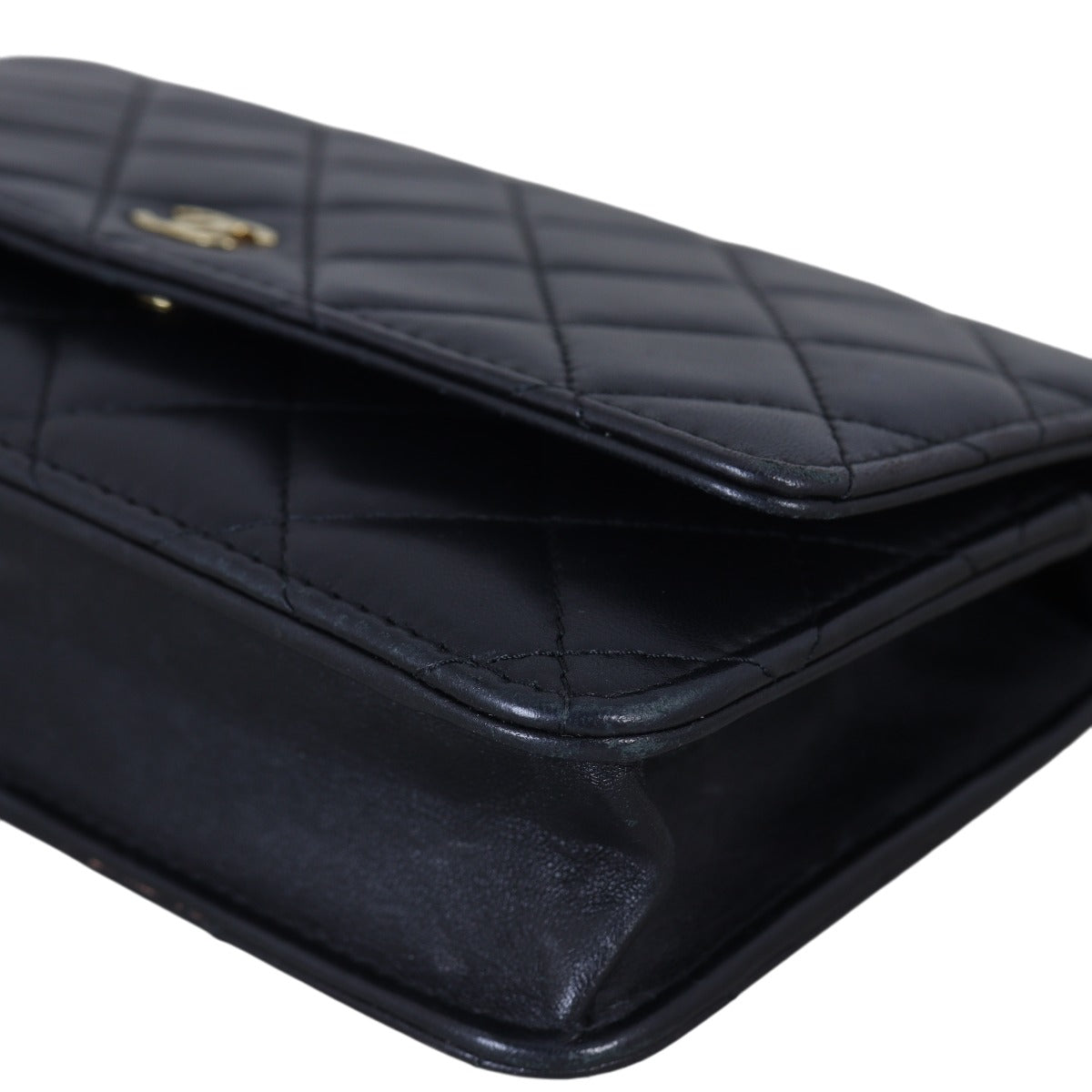 Chanel Classic Wallet on Chain