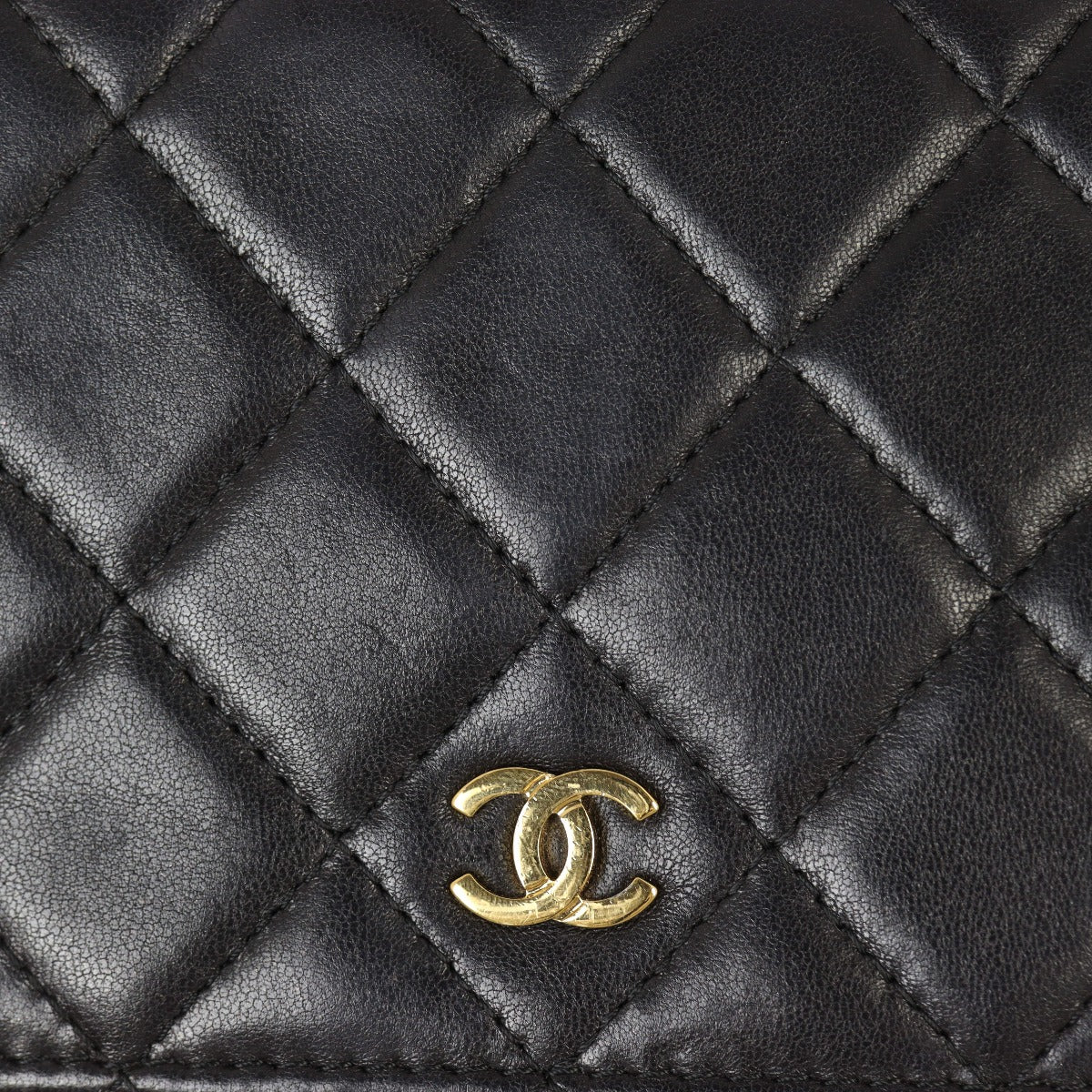 Chanel Classic Wallet on Chain