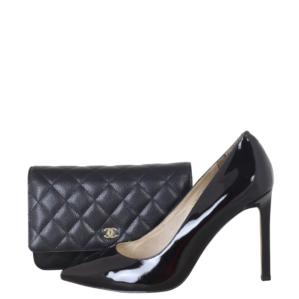 Chanel Classic Wallet on Chain