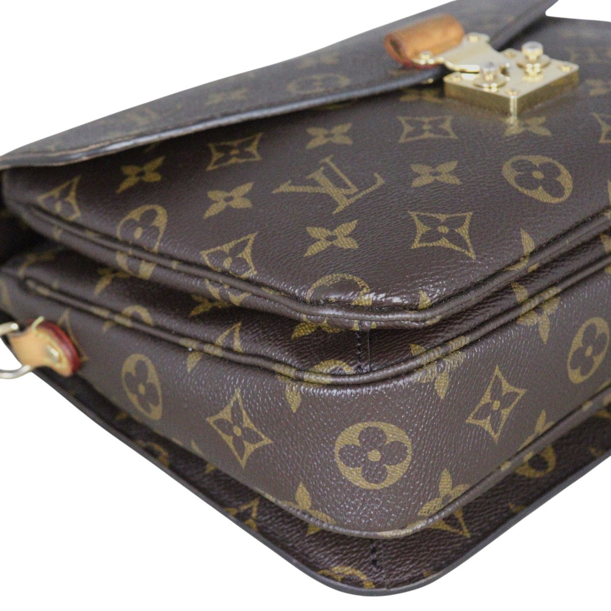 Louis Vuitton Pochette Metis Monogram