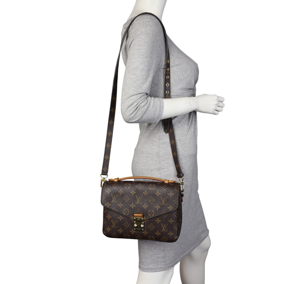 Louis Vuitton Pochette Metis Monogram