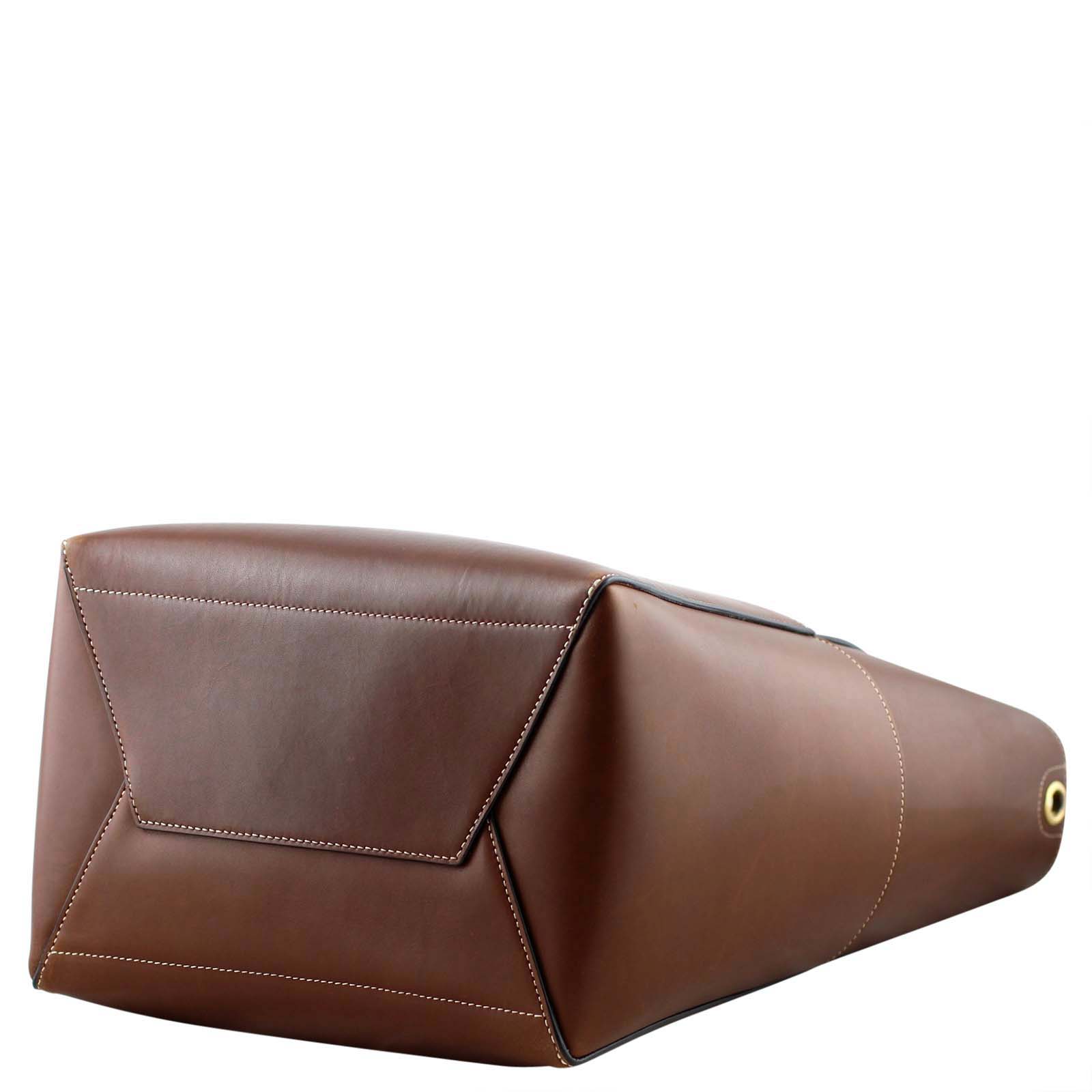 Celine Seau Sangle Corner