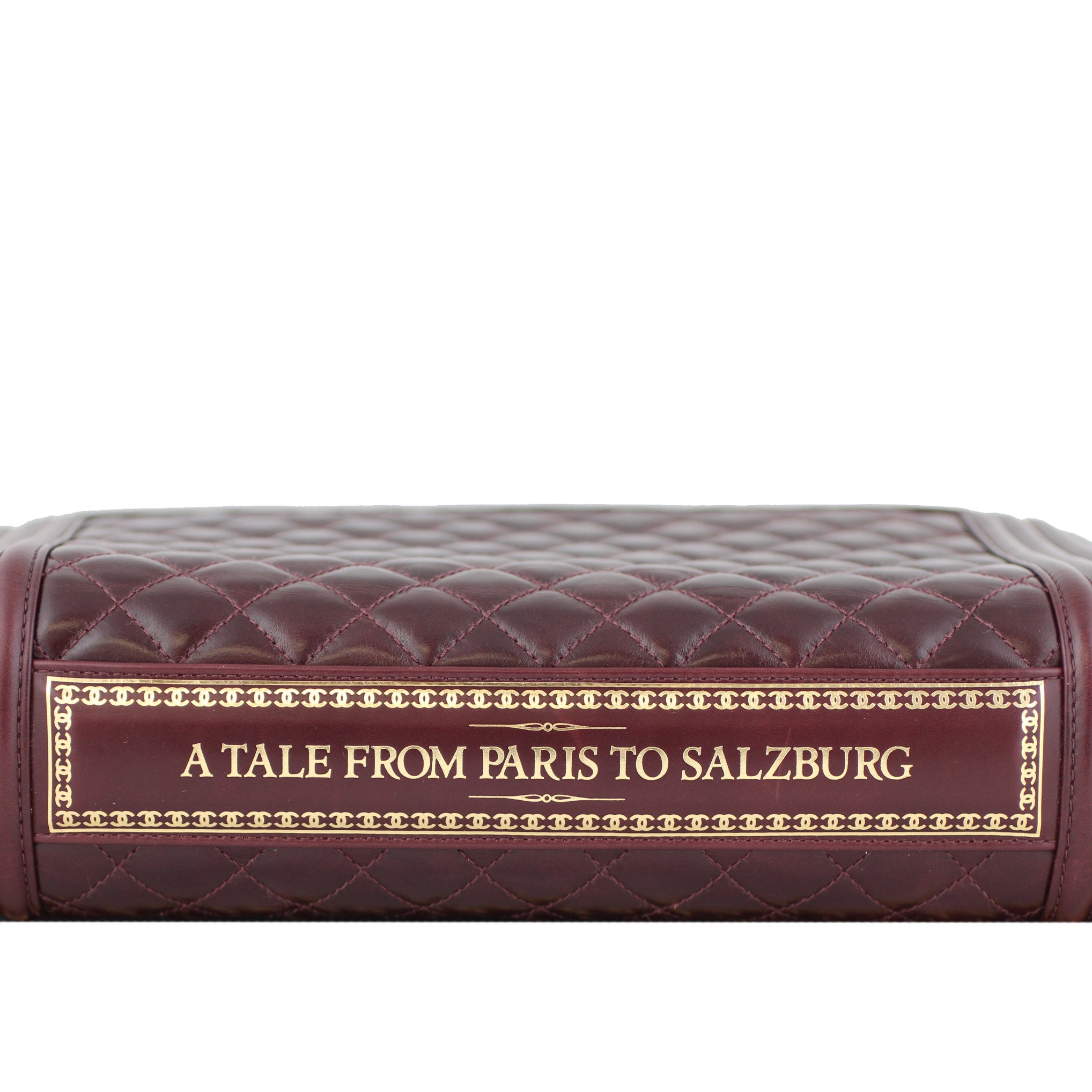 Chanel Boy Bag New Medium Paris-Salzburg Exterior