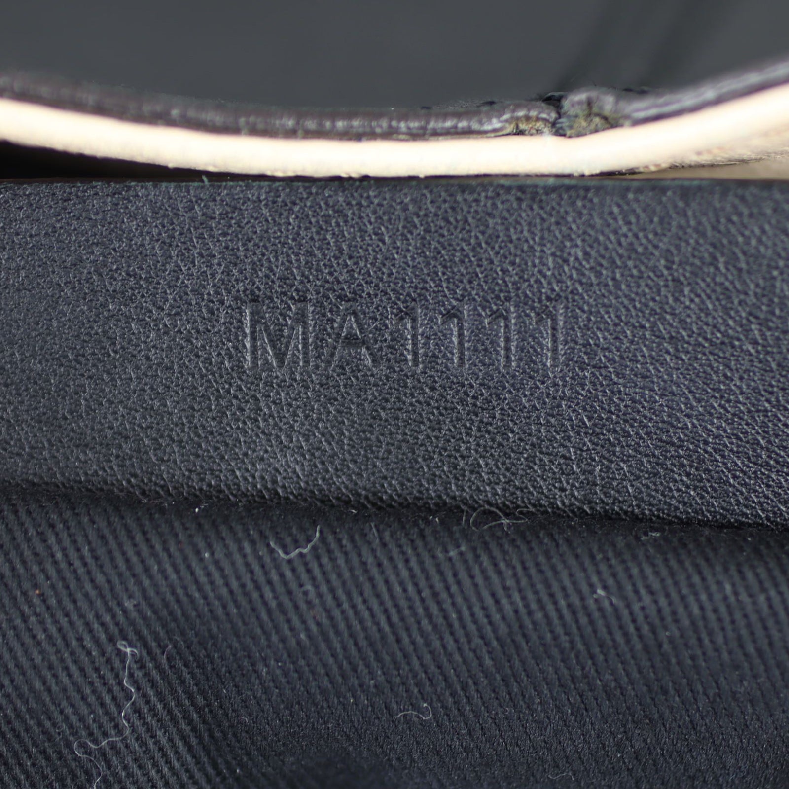 Givenchy Tircolour Tinhan Tote Date code