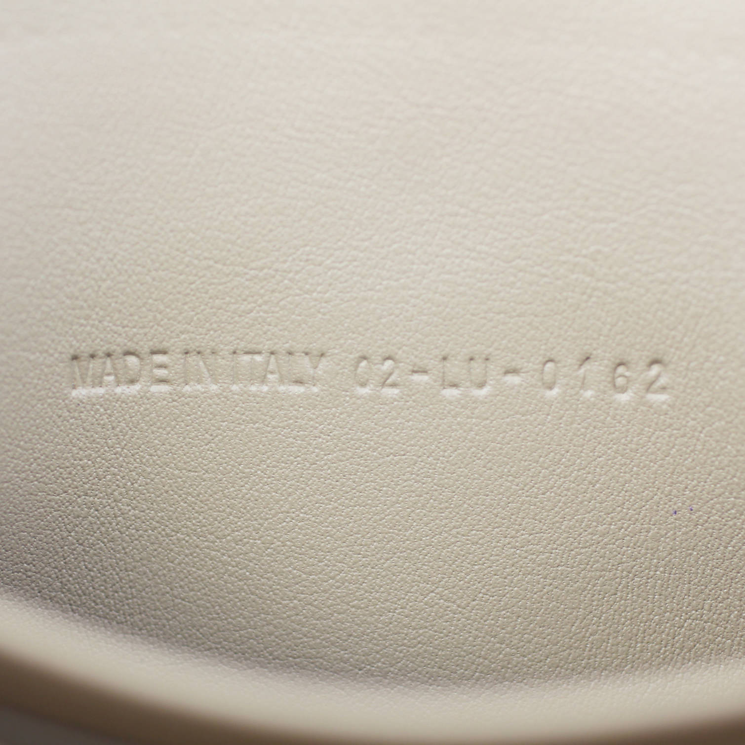 Dior Miss Dior Rendez-Vous Chain Wallet Code