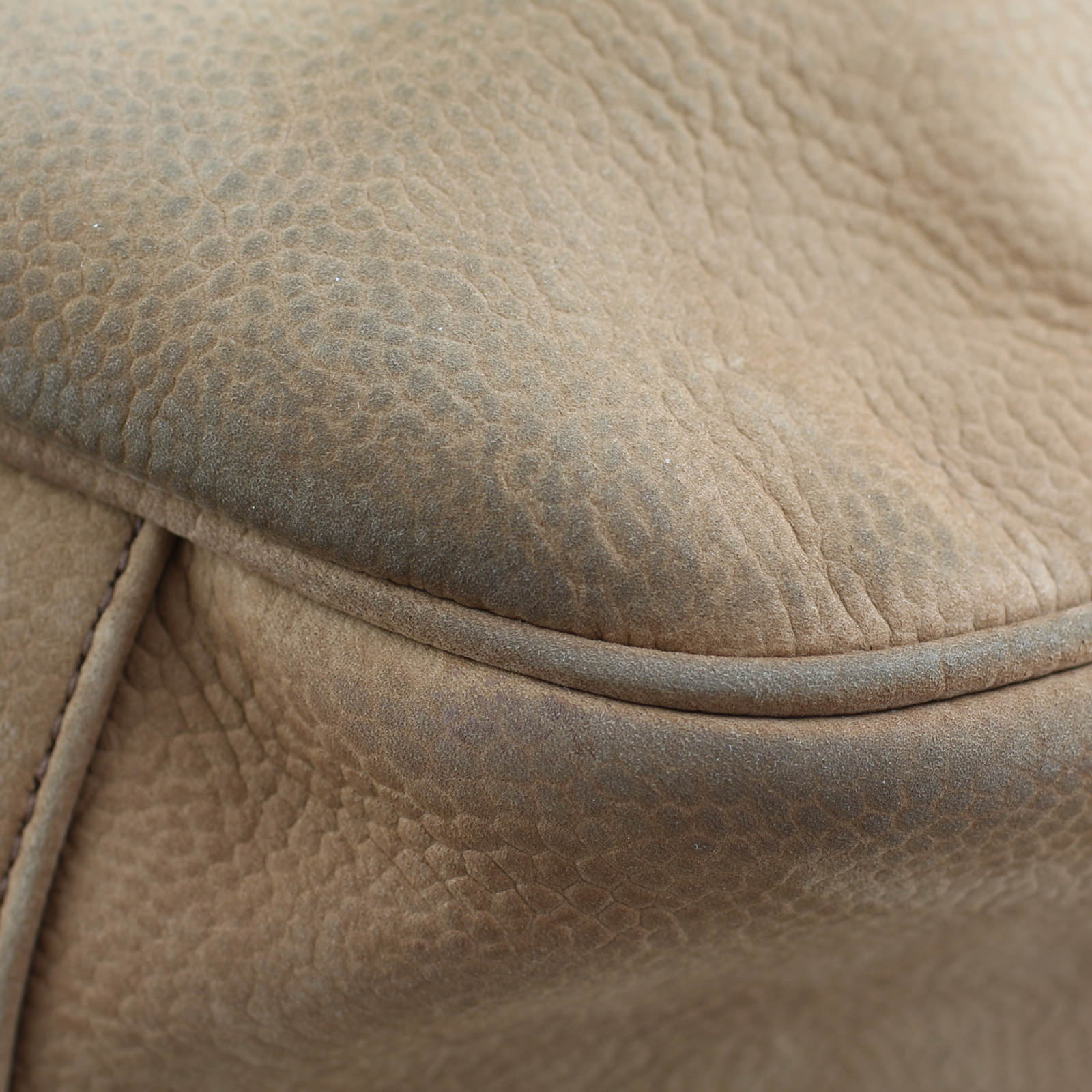 Saint Laurent Roady Hobo Flaw