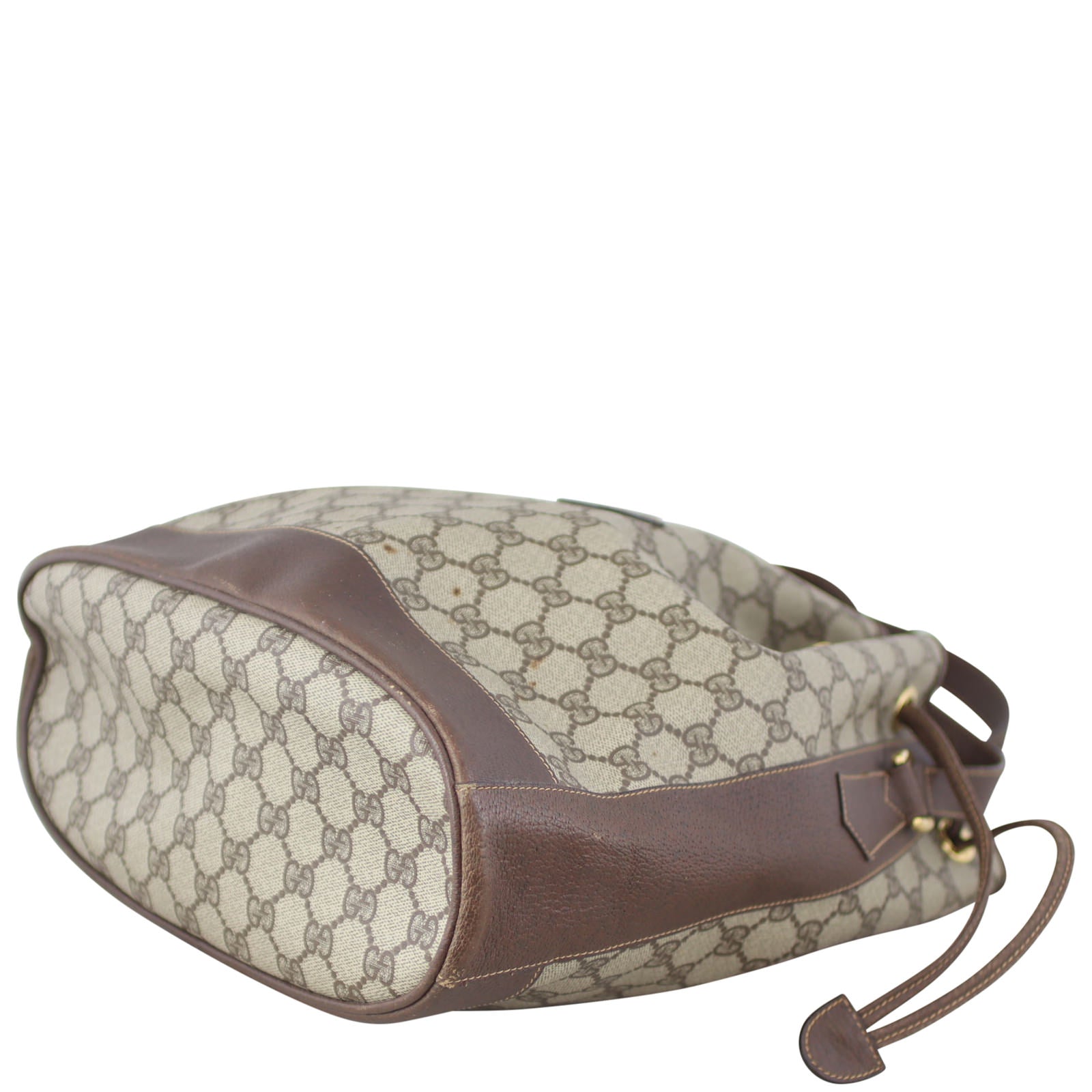 Gucci GG Supreme Drawstring Bucket Bag Corner