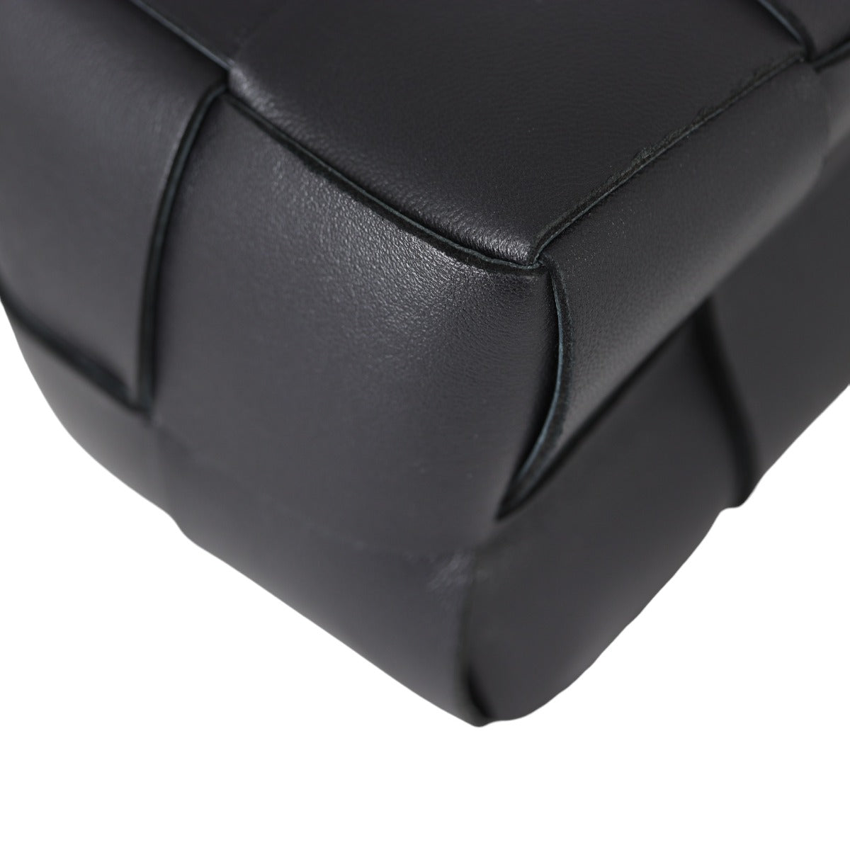 Bottega Veneta Cassette Bucket Bag Mini