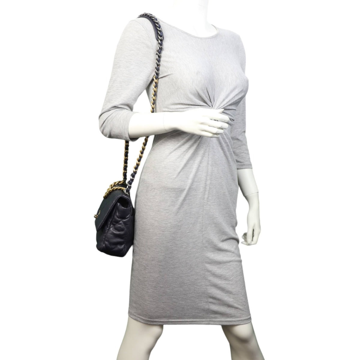 Chanel 19 Flap Bag Medium | Navy