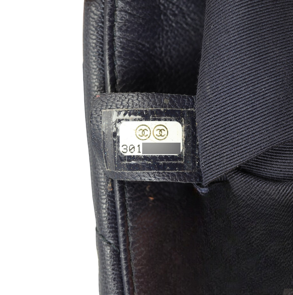 Chanel 19 Flap Bag Medium | Navy