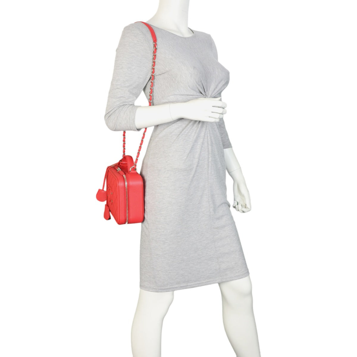 Chanel CC Filigree Vanity Medium | Red