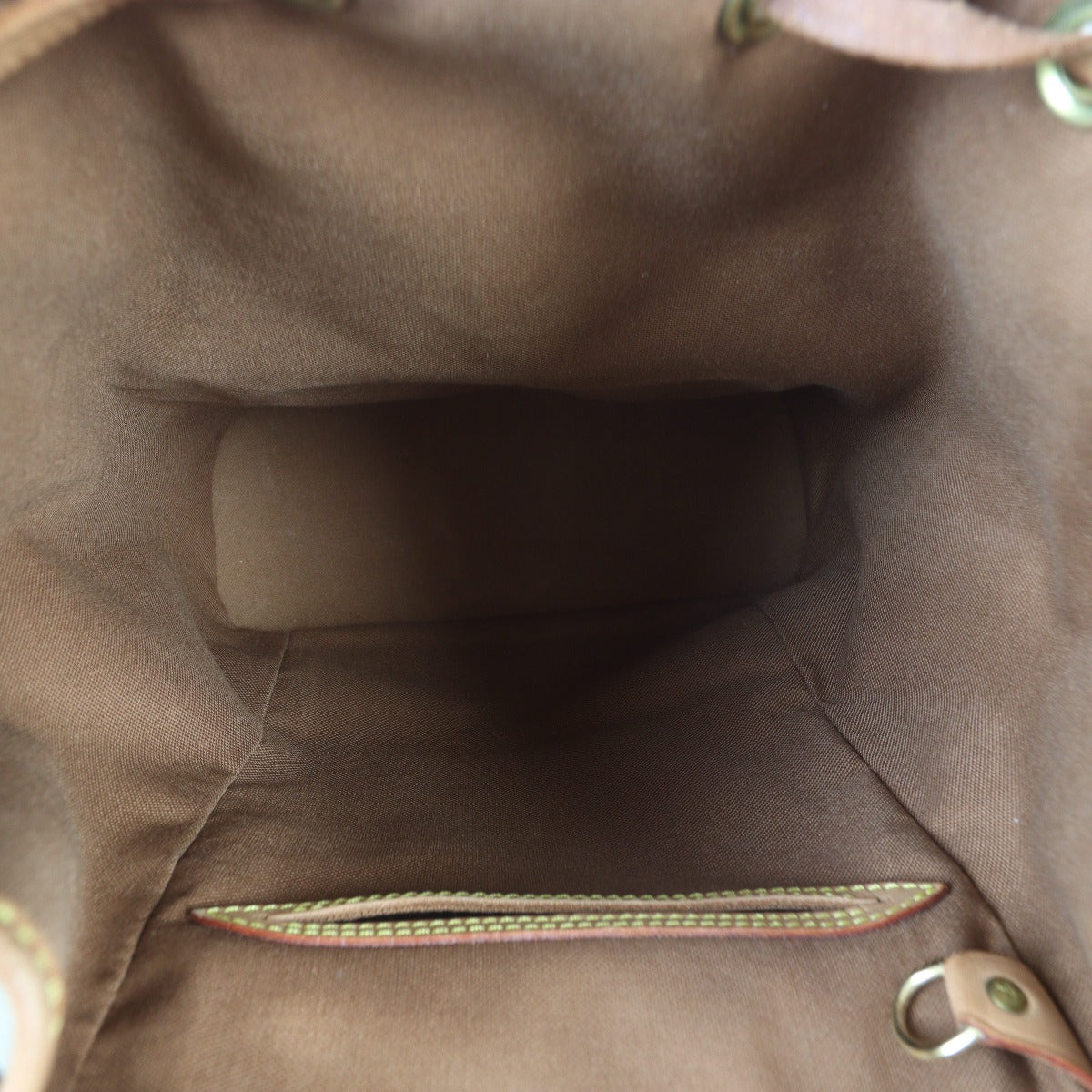 Louis Vuitton Montsouris MM Monogram