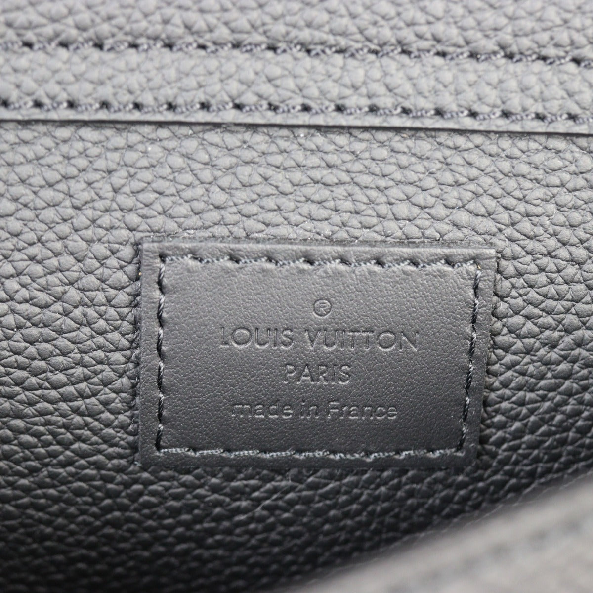 Louis Vuitton Takeoff Sling Aerogram