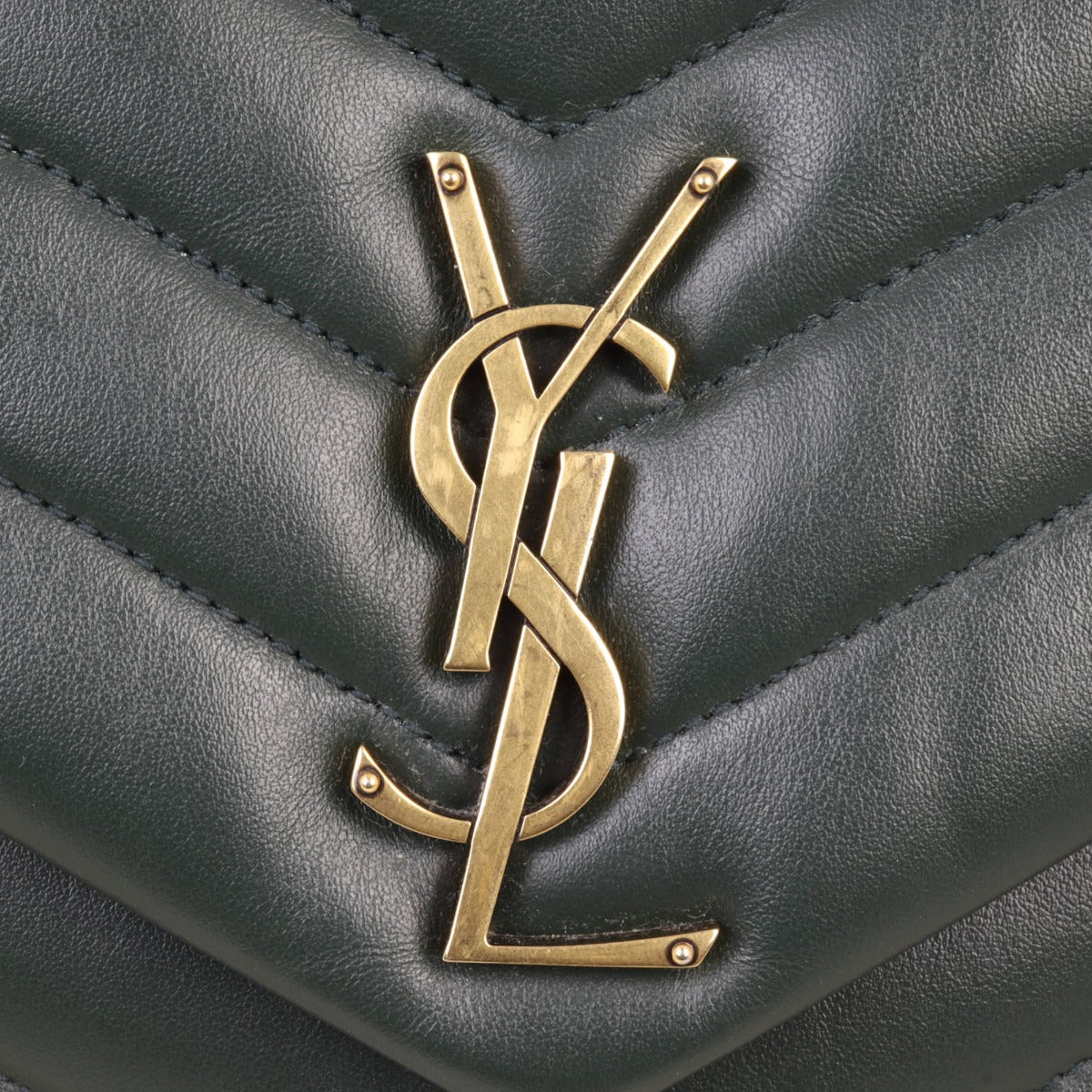 Saint Laurent Loulou Medium