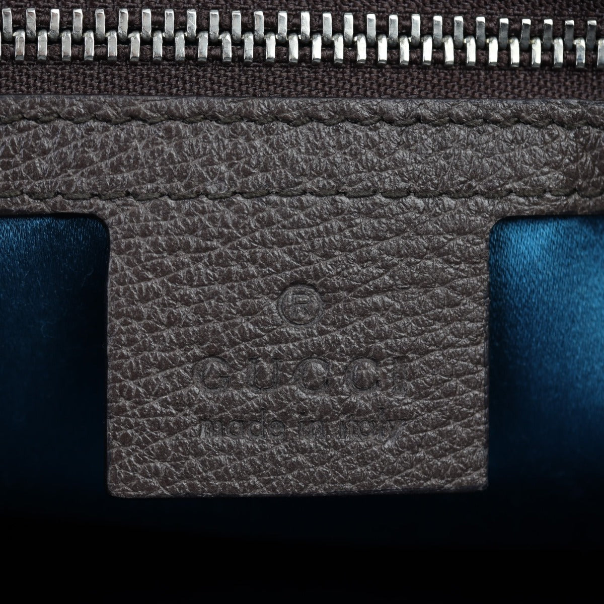 Gucci Dionysus GG Supreme Bucket Bag Medium